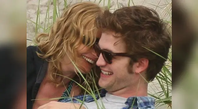 Robert Pattinson y Emilie de Ravin durante la filmación de Recuérdame (2009).