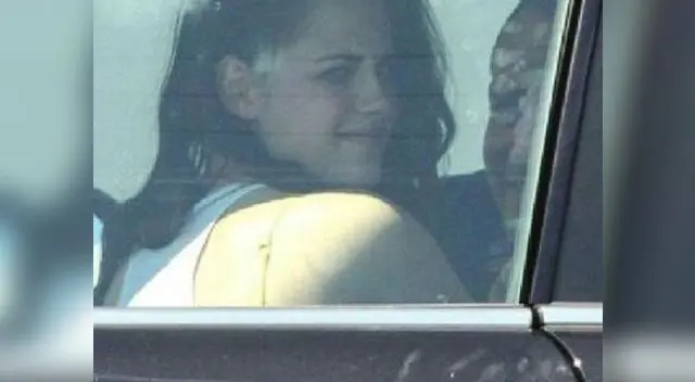 Kristen Stewart le fue infiel a Robert Pattinson con el director Rupert Sanders (2012) Kristen Stewart le fue infiel a Robert Pattinson con el director Rupert Sanders (2012)