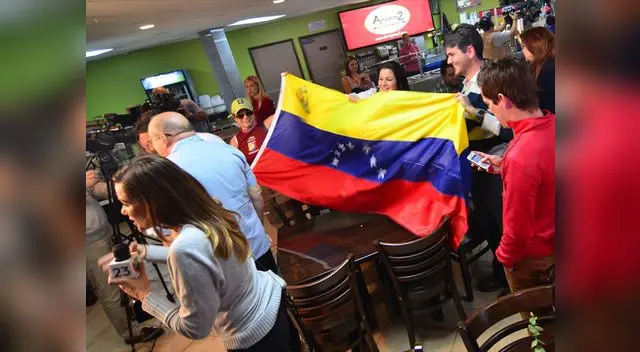 Algarabía por muerte de Chávez. En Miami se vive una fiesta. Algarabía por muerte de Chávez. En Miami se vive una fiesta.