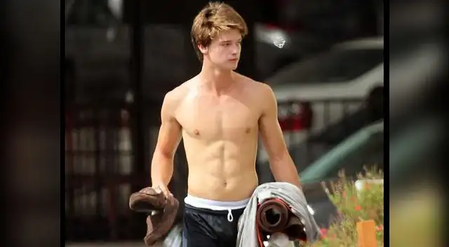 Patrick es actor y modelo