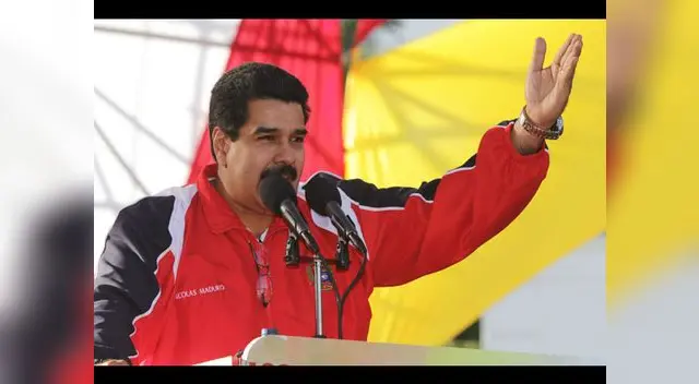 Nicolás Maduro llega a la sede del Consejo Nacional Electoral a inscribir su candidatura