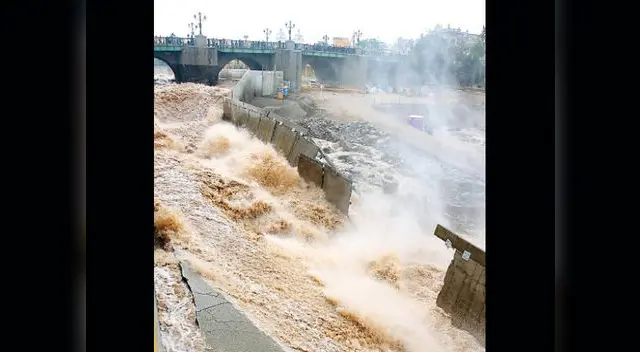 En Los Olivos y Puente Piedra, los habitantes temen también un desborde del río Chillón.