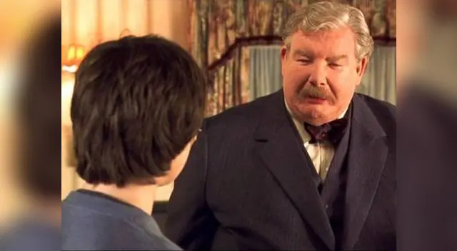Actor Richard Griffiths, quien interpretó al tío Vernon Dursley en la saga Harry Potter, falleció a los 65 años. Actor Richard Griffiths, quien interpretó al tío Vernon Dursley en la saga Harry Potter, falleció a los 65 años.