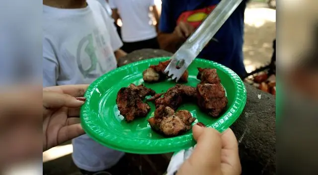 Semana Santa: Ateos disfrutaron de delicioso asado de carne.