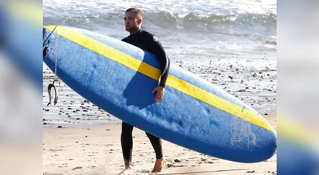 No estuvo acompañado.