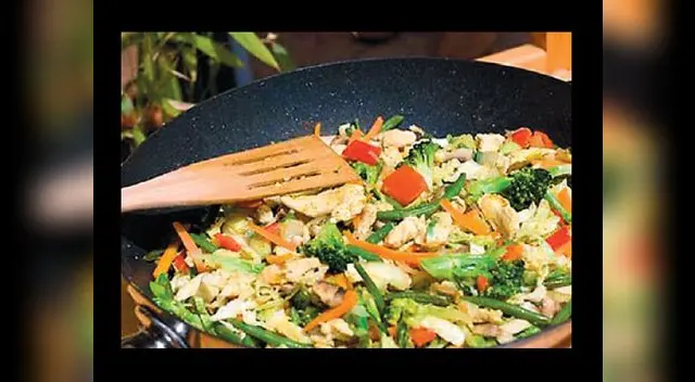 El secreto del chef: Corta la zanahoria en cuadrados pequeños para que su cocción se más rápida. 