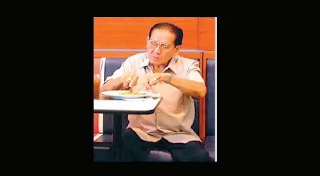 Come tus alimentos con moderación. Come tus alimentos con moderación.