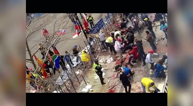 Explosiones en la maratón de Boston dejaron hasta el momento dos muertos y 22 heridos.