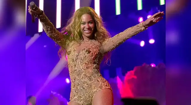 Beyoncé lució pezones falsos en concierto de Croacia. Beyoncé lució pezones falsos en concierto de Croacia.