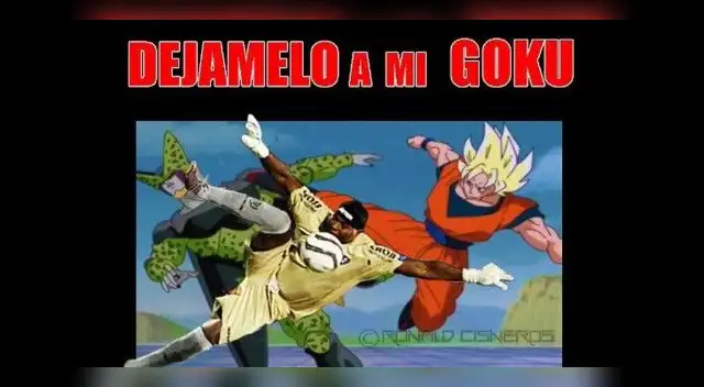 Patada de Chiquito Flores es comparada con la patada de Goku. Patada de Chiquito Flores es comparada con la patada de Goku.