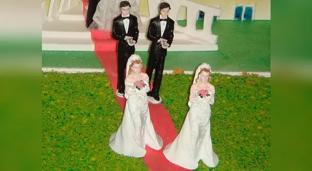 Francia legaliza el matrimonio gay.