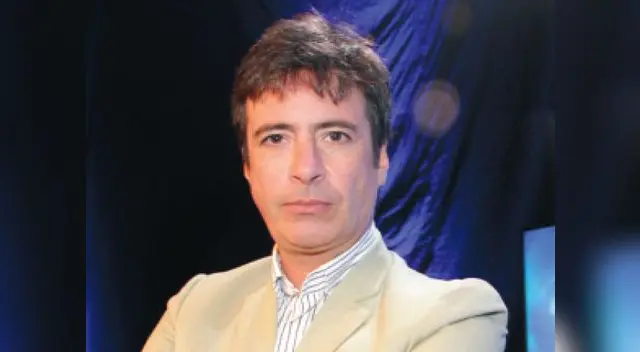 Carlos Carlín contento con el éxito de Asu Mare.