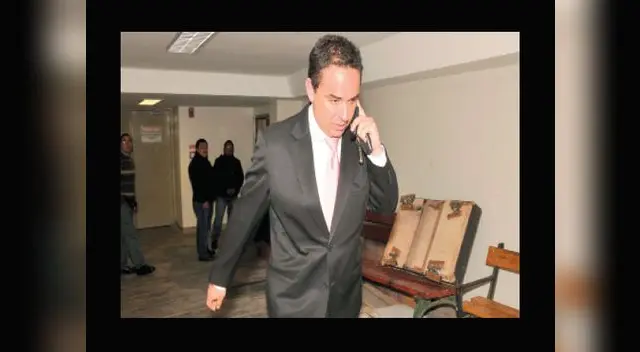 Martínez pasó a la clandestinidad y se espera se entregue para que siga su proceso.