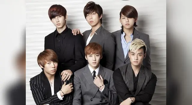 Jóvenes sensación alborotan a fans peruanas.