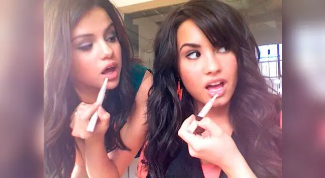 Ambas han compartido una amistad desde sus inicios en Disney Channel. Ambas han compartido una amistad desde sus inicios en Disney Channel.