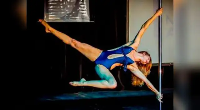 Abuela es campeona de pole dance.