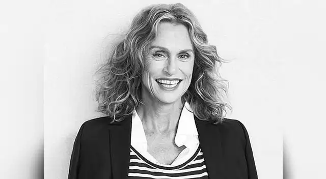 Mary Laurence Hutton. Mary Laurence Hutton.