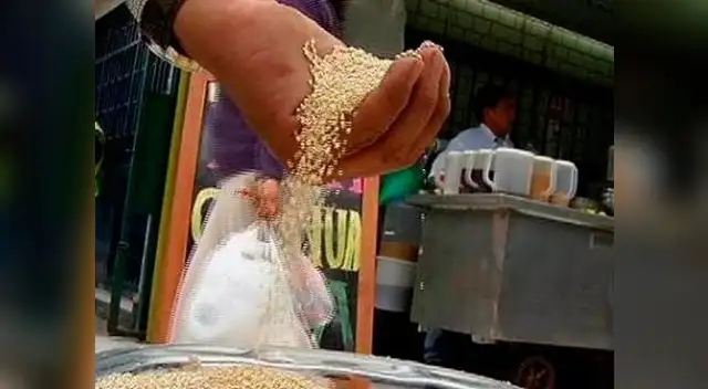 El ministerio de salud está promoviendo los quioscos saludables en los colegios.  