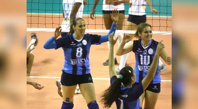 Milagros celebra un punto. Ahora es una jugadora con una experiencia que pocas tienen en sus currículos. Milagros celebra un punto. Ahora es una jugadora con una experiencia que pocas tienen en sus currículos.