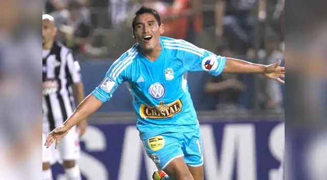 El delantero es, hoy por hoy, si no el mejor, uno de los mejores del país.