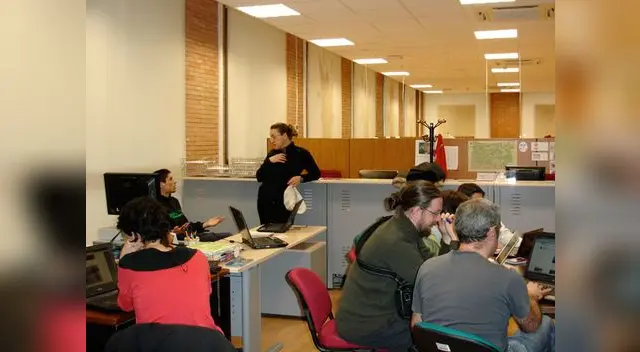 En 1994, la SBS autorizó el funcionamiento de la primera Caja Rural en el páis. En 1994, la SBS autorizó el funcionamiento de la primera Caja Rural en el páis.