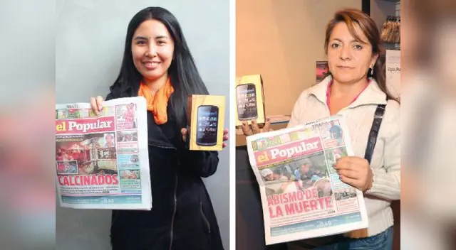 Lectores felices tras canjear su Smartphone gracias a su diario El Popular. 