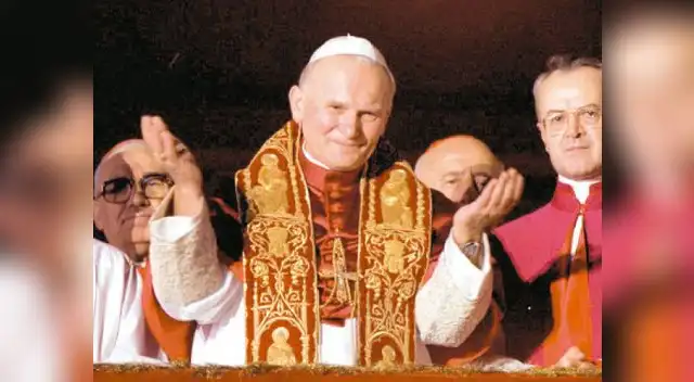 Papa Juan Pablo II es considerado un santo por millones de fieles, pero esa condición recién será oficial en octubre.