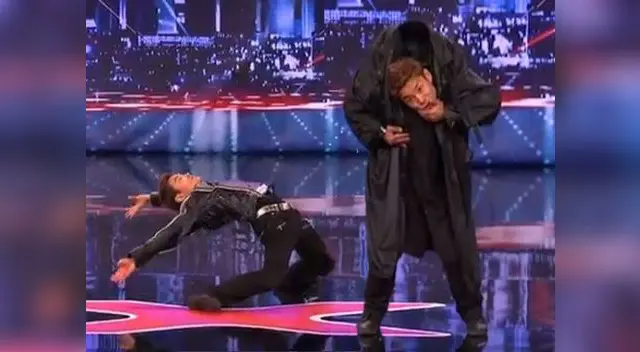 Joven sorprende a jueces de Americas Got Talent con baile estilo Matrix