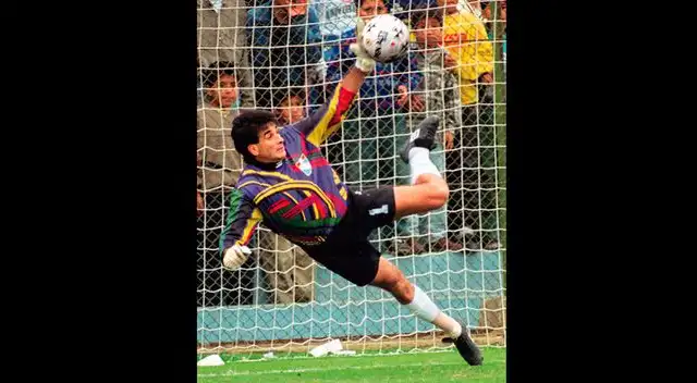 Estuvo a punto de clasificar con Perú a Francia 1998.