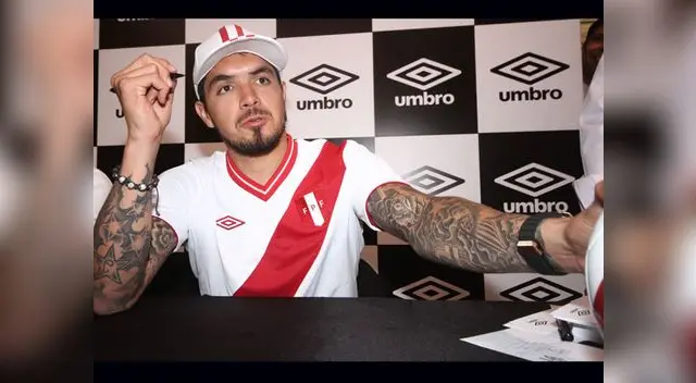 Juan Manuel Vargas habló sobre su vida privada y su rendimiento futbolístico. Juan Manuel Vargas habló sobre su vida privada y su rendimiento futbolístico.