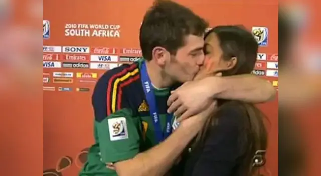 Foto original del beso de Iker Casillas a Sara Carbonero