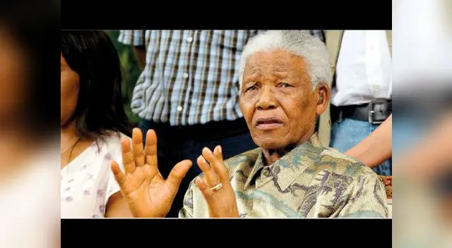 Nelson Mandela reacciona y familia alberga esperanzas. Nelson Mandela reacciona y familia alberga esperanzas.