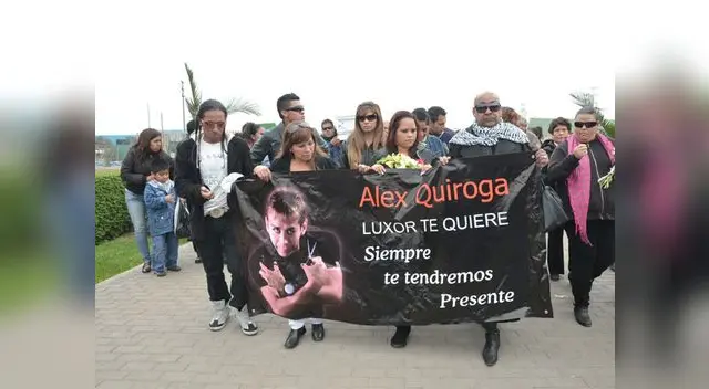 A Álex Quiroga solo el pueblo le dijo adiós. A Álex Quiroga solo el pueblo le dijo adiós.