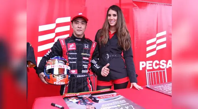 Ahora seduce a pilotos. 