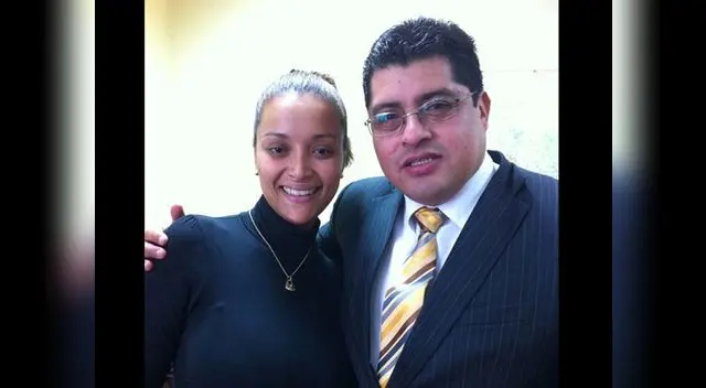 Parejita se declara más enamorada que nunca. Parejita se declara más enamorada que nunca.