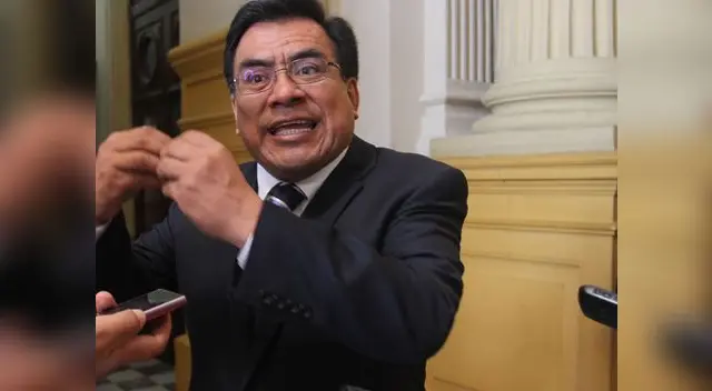 Oposición dice que Ollanta Humala se lava las manos.