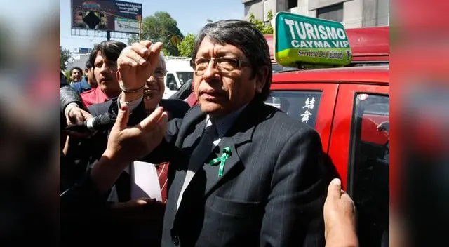 Papá de Ciro Castillo le responde a Rosario Ponce.