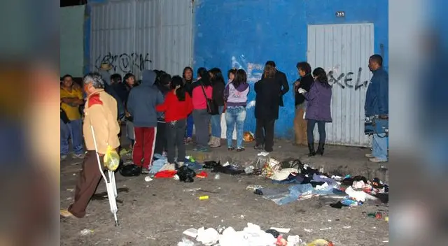 Celoso irrumpe en galería de Gamarra y mata a su ex esposa. Celoso irrumpe en galería de Gamarra y mata a su ex esposa.