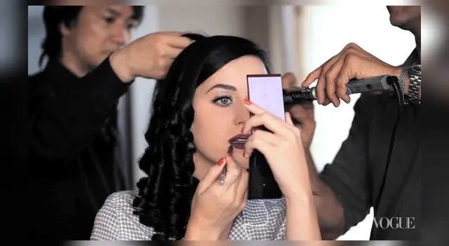 Katy Perry posó para la glamorosa revista Vogue.