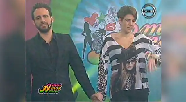 Peluchín extraña a su padre. 