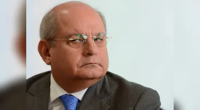 Cateriano soportó críticas e insultos y evitó responder.