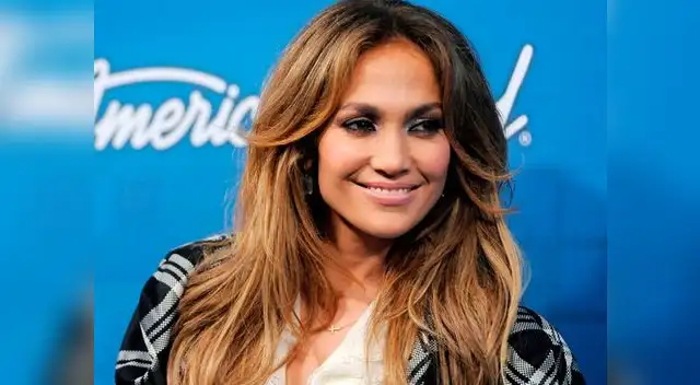 Jennifer López volverá a ser juez en American Idol.