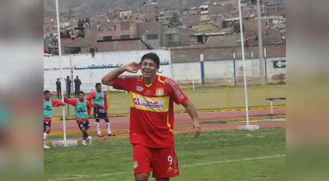 Hija de Checho Ibarra alumbró ayer a una niña. Hija de Checho Ibarra alumbró ayer a una niña.