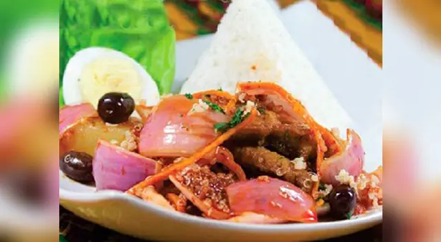 El secreto del chef: Antes de servir, deja reposar por 10 minutos el pescado frito con el aderezo. 