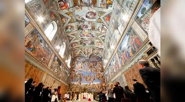 Toma nota: La Capilla Sixtina fue diseñada por el arquitecto Baccio Pontelli y su construcción estuvo a cargo de Giovanni d’Dolci. 