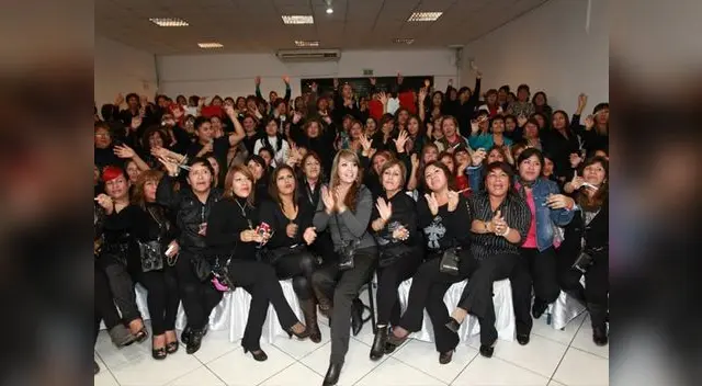 Placenta Life convoca a batir Record Guinnes de peluqueros