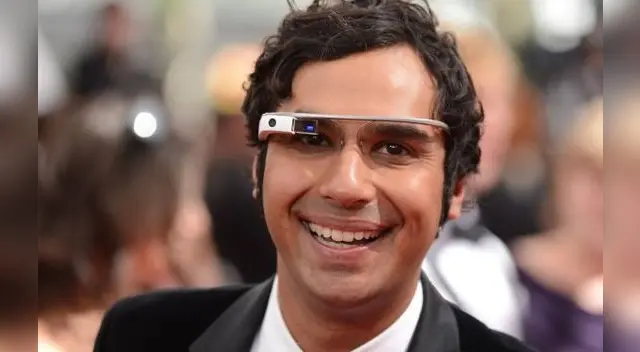 Actor se lució con sus gafas inteligentes, Google Glass.