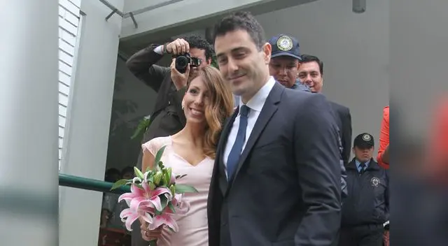 Modelo dio el sí a su novio español. Modelo dio el sí a su novio español.