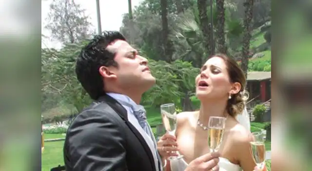 Pareja sella su amor casándose. 