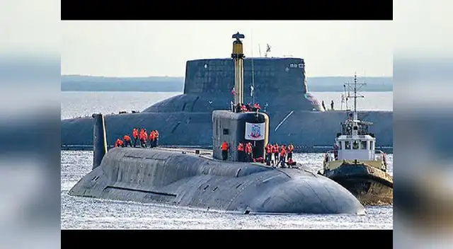 North Korea: Despliegan submarino nuclear y destructor en medio de crisis. North Korea: Despliegan submarino nuclear y destructor en medio de crisis.